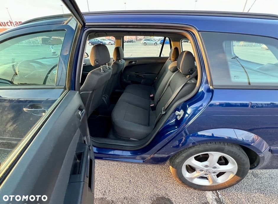 Opel Astra - 10