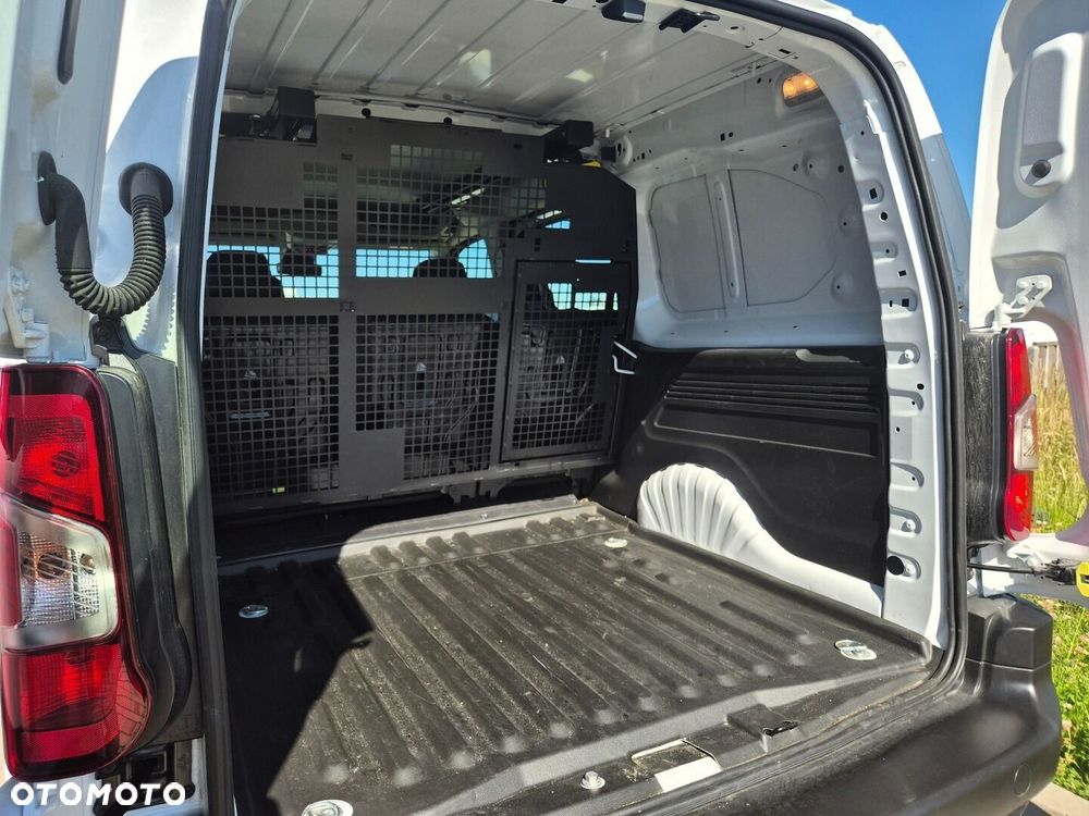 Toyota Proace City - 21