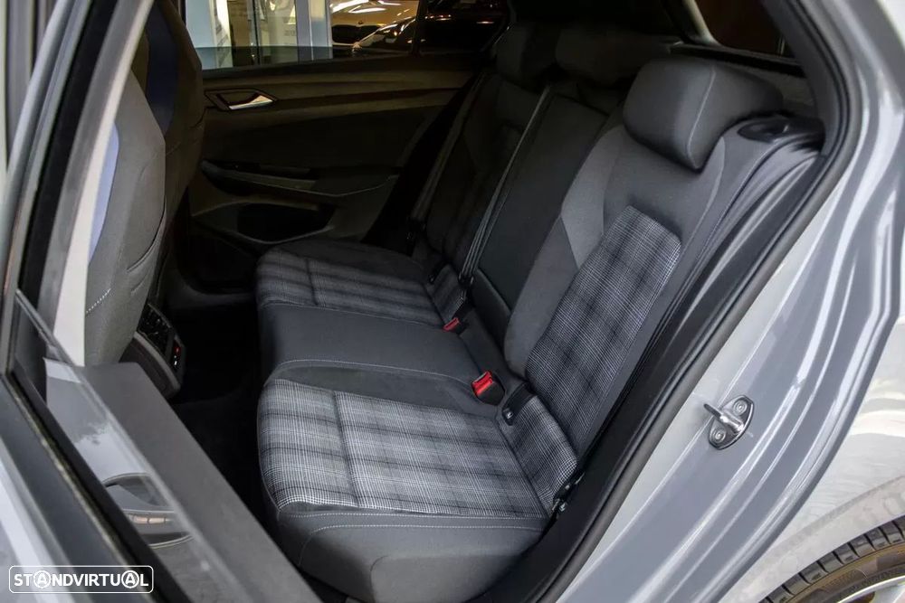 VW Golf 1.4 TSI GTE DSG - 30