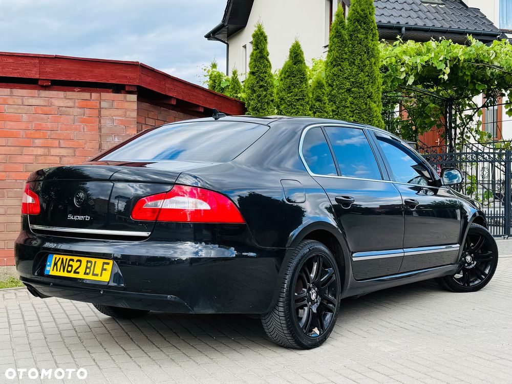Skoda Superb 2.0 TDI Business - 2