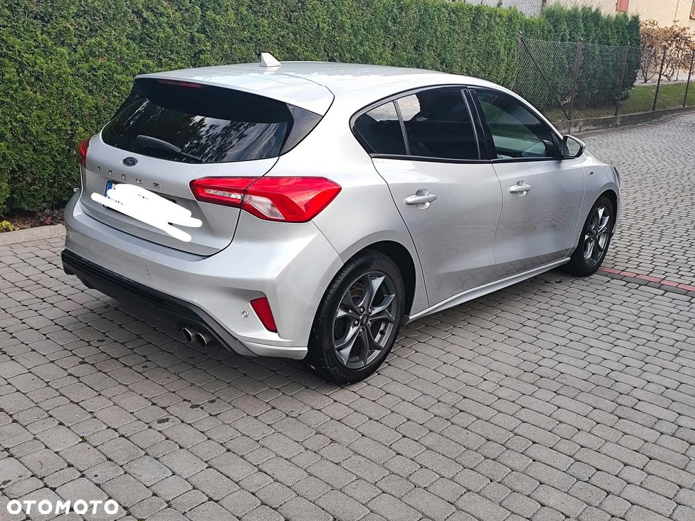 Ford Focus - 1
