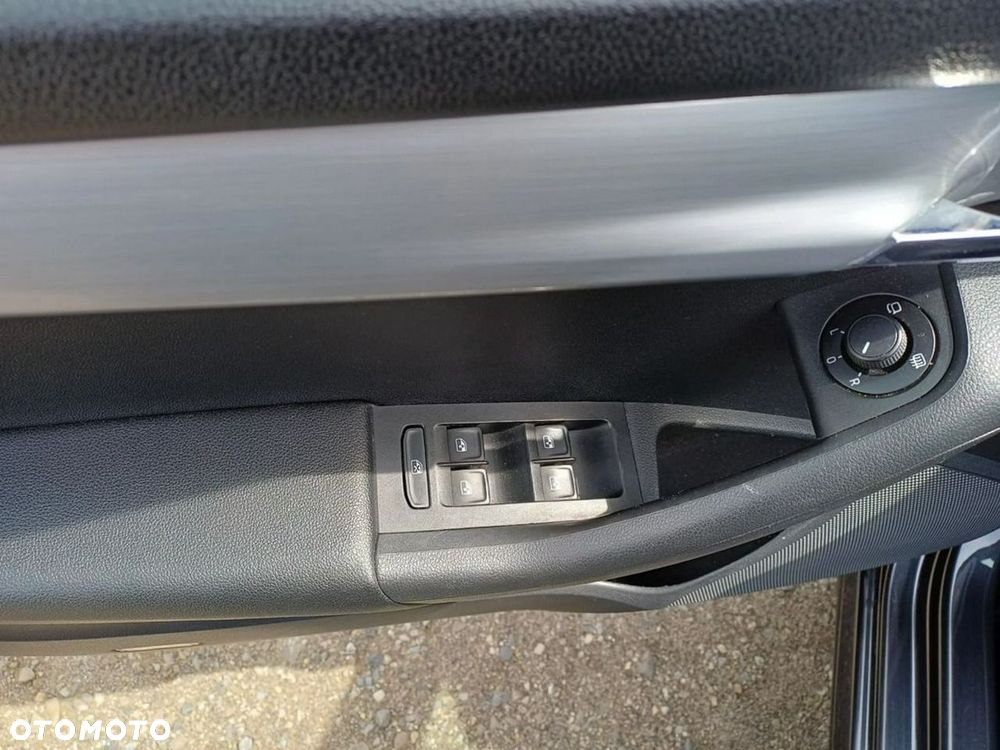 Skoda Octavia 1.6 TDI DSG Clever - 15