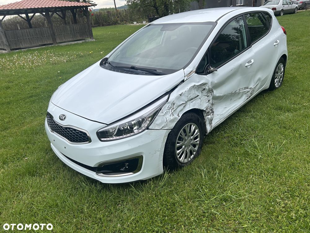 Kia Ceed 1.4 Comfort - 2