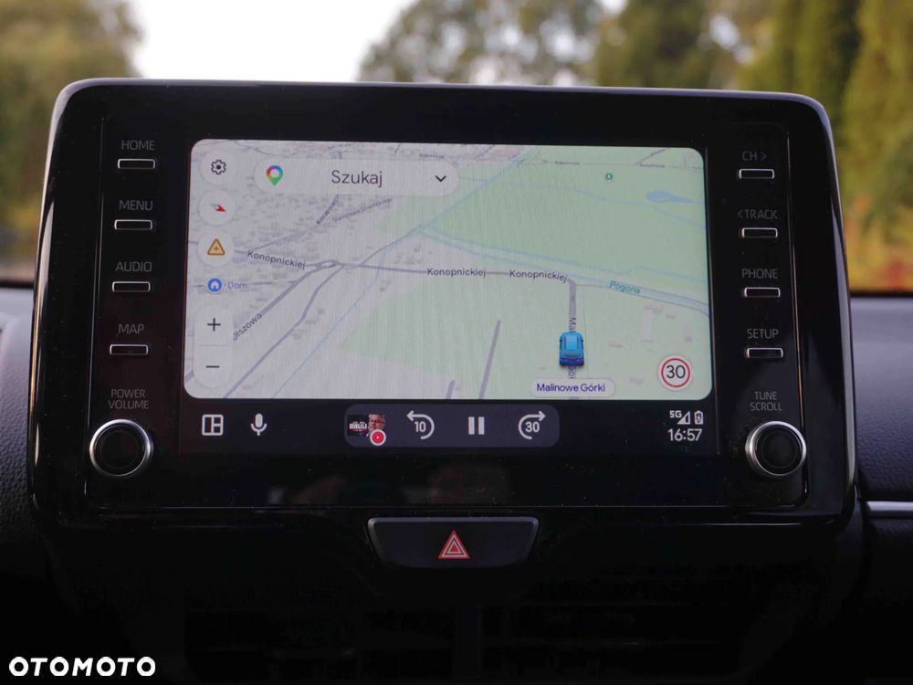 Toyota Yaris Hybrid 1.5 Style - 31