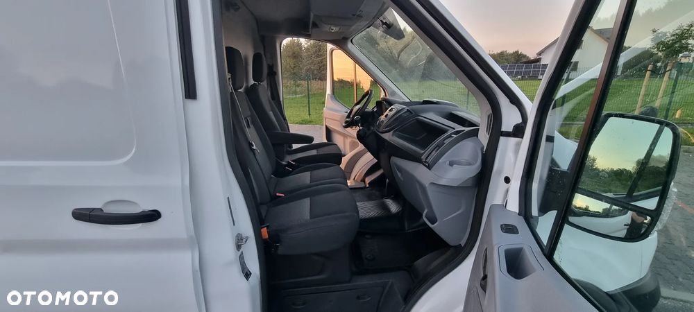 Ford Transit - 19
