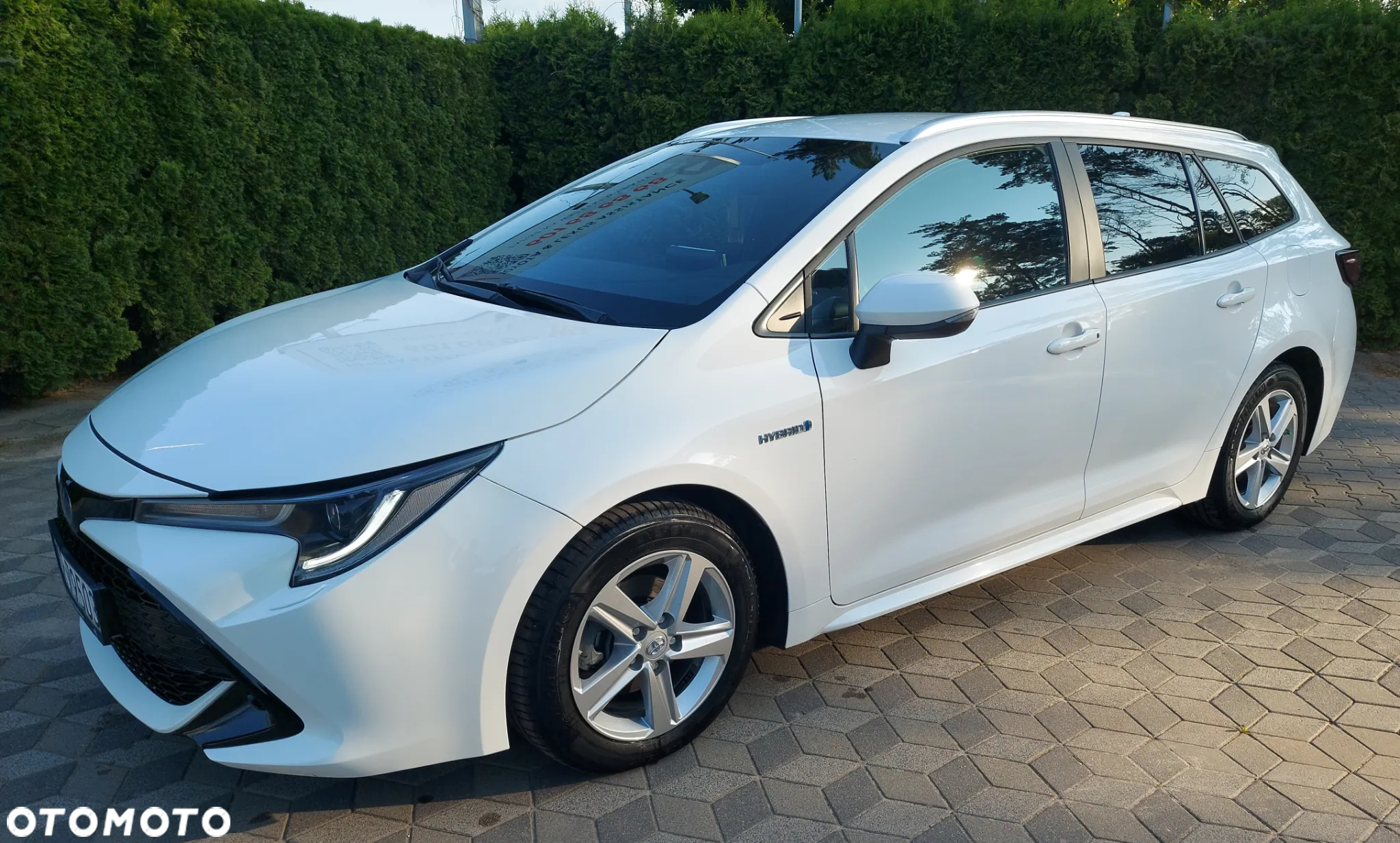 Toyota Corolla 1.8 Hybrid Touring Sports Comfort - 2