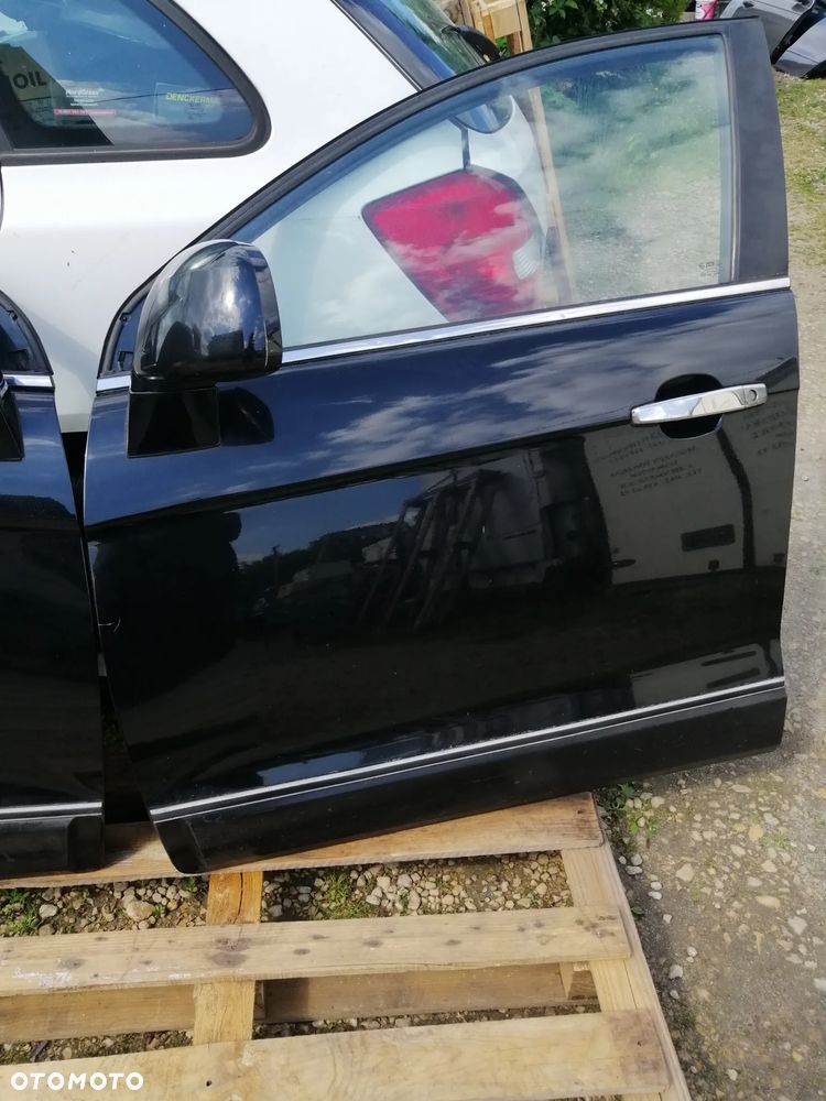 Chevrolet Captiva C100 drzwi kompletne kod lakieru 19U Black Mica bez korozji EU - 6