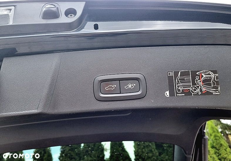 Volvo XC 40 D3 Momentum Pro - 20
