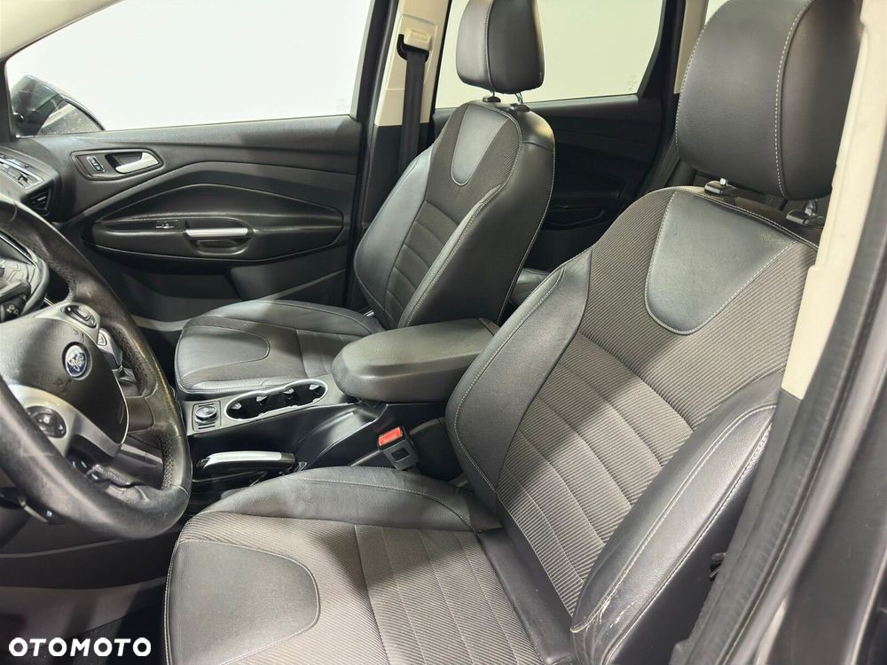 Ford Kuga - 20