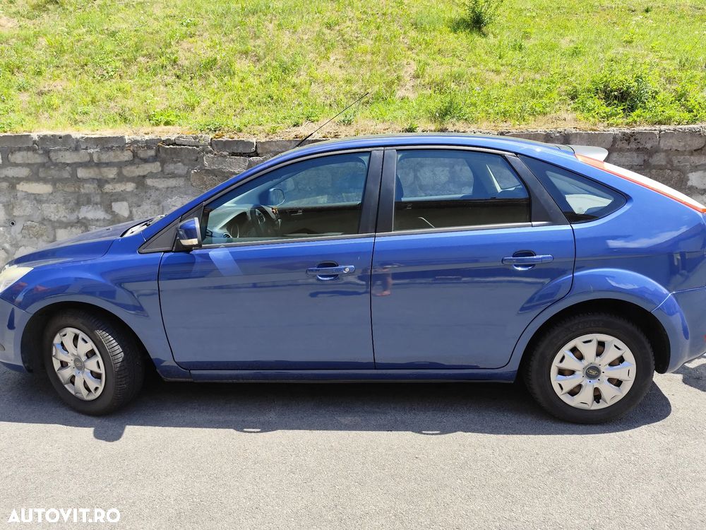 Ford Focus - 1