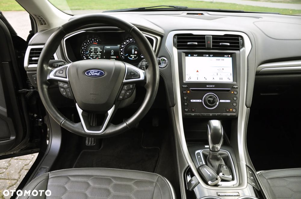 Ford Mondeo Turnier TDCi Bi-Turbo PowerShift-Aut Vignale - 28