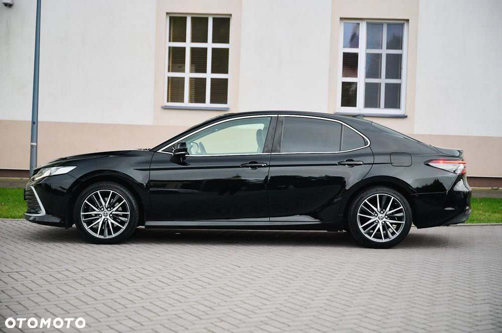 Toyota Camry 2.5 Hybrid Executive CVT - 10