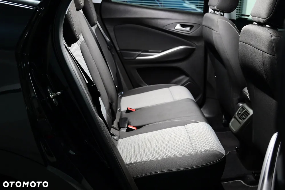 Opel Grandland X 1.2 T Innovation S&S - 23