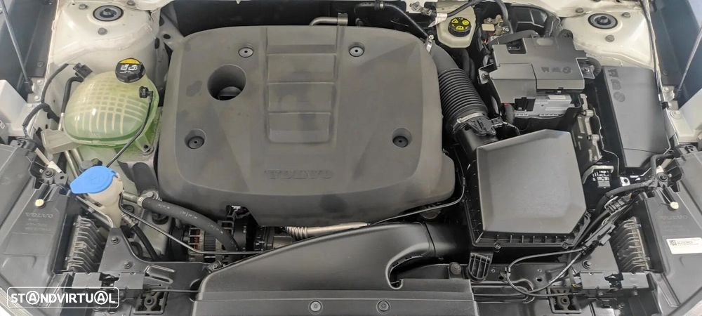 Volvo XC 40 2.0 D3 R-Design Geartronic - 44