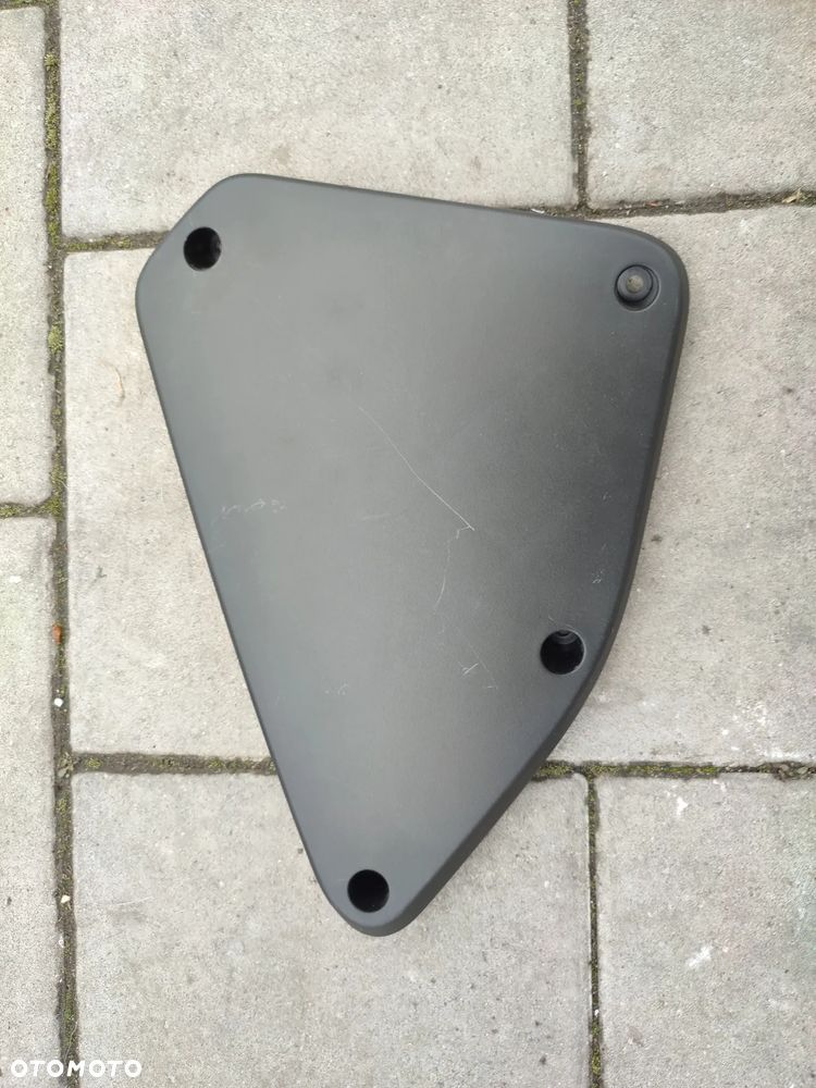 Osłona, klapka Airboxa KTM 690 Duke - 1