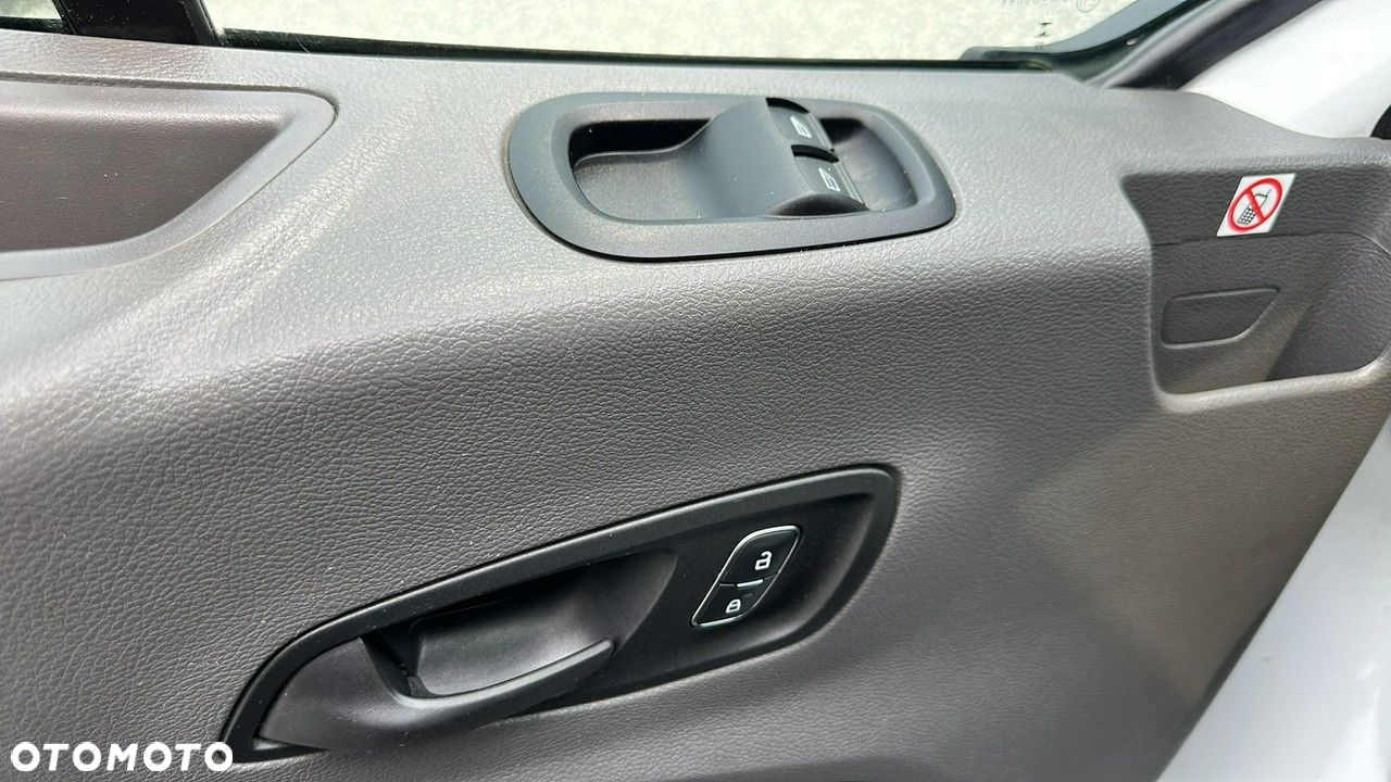 Ford Transit - 11
