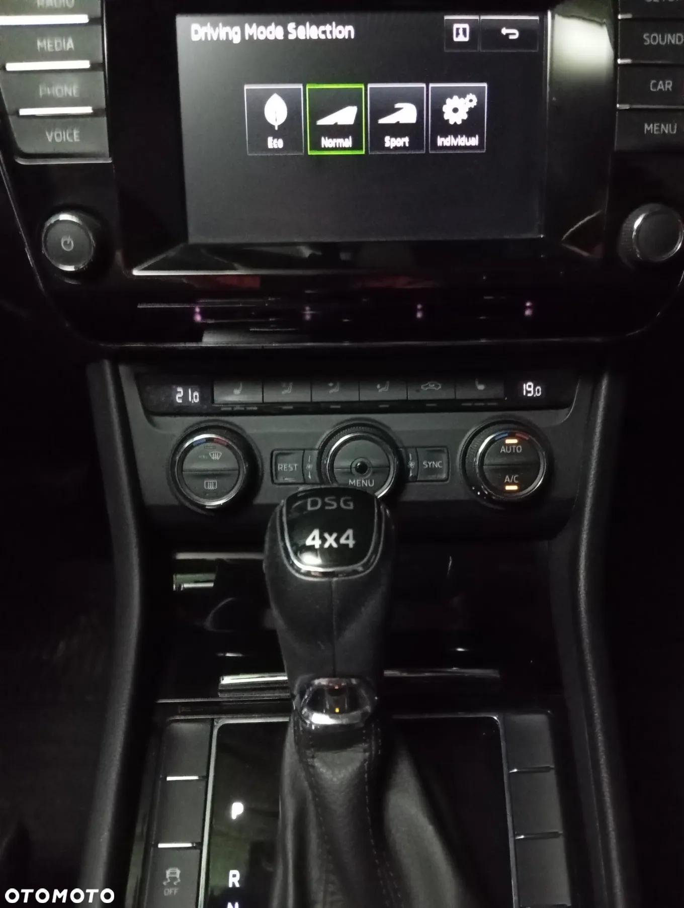 Skoda Superb - 14