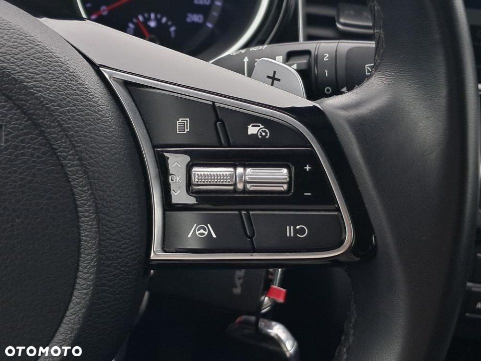 Kia Ceed - 21