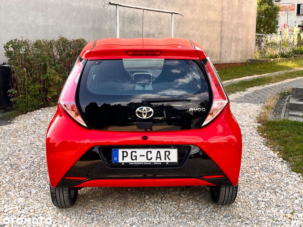 Toyota Aygo x-clusiv - 6