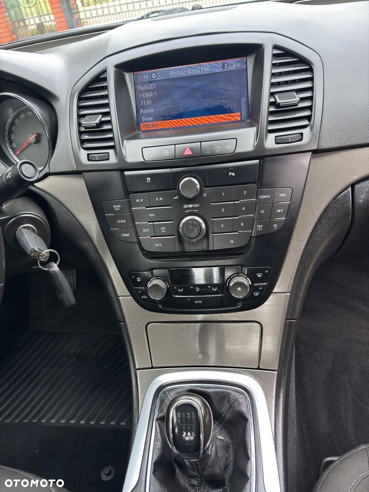 Opel Insignia - 22