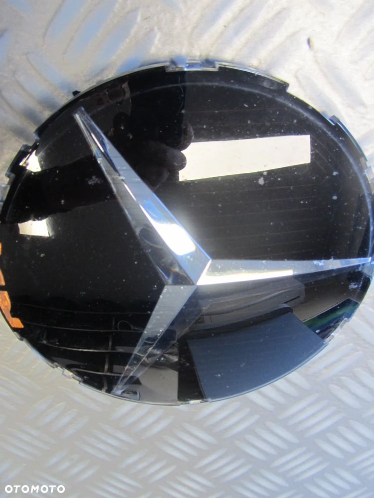 znaczek 0008881800 - 3