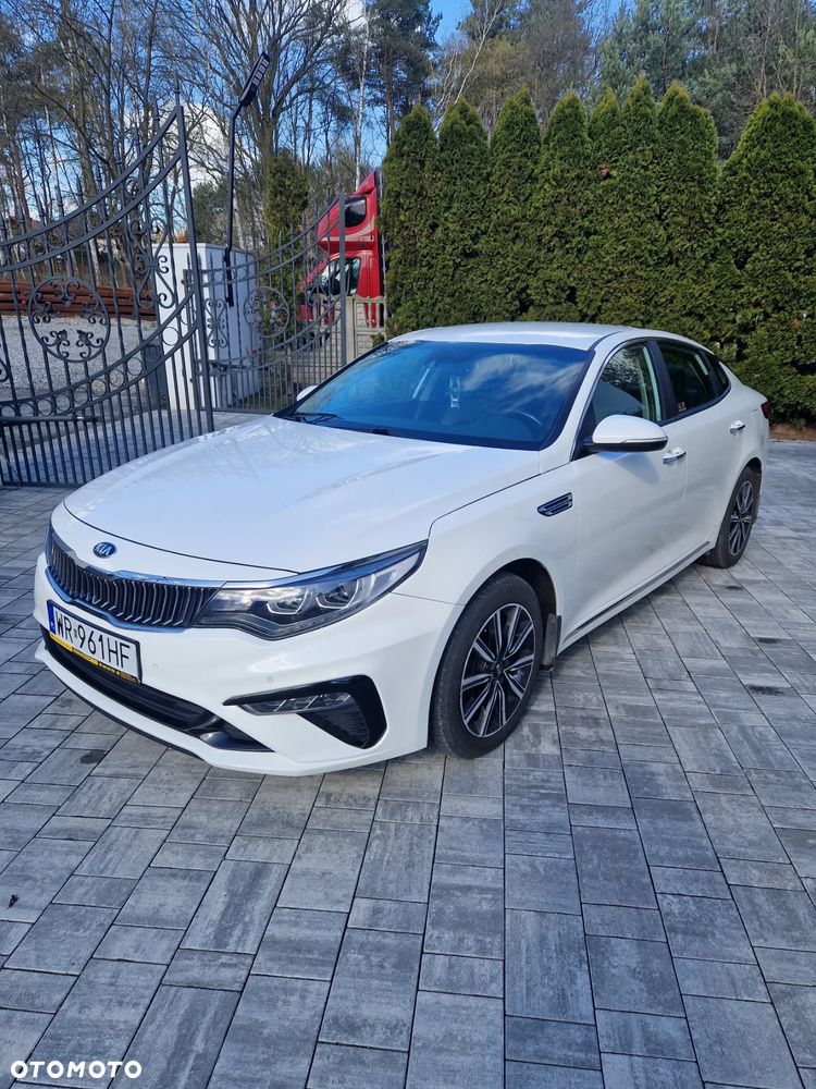 Kia Optima - 1
