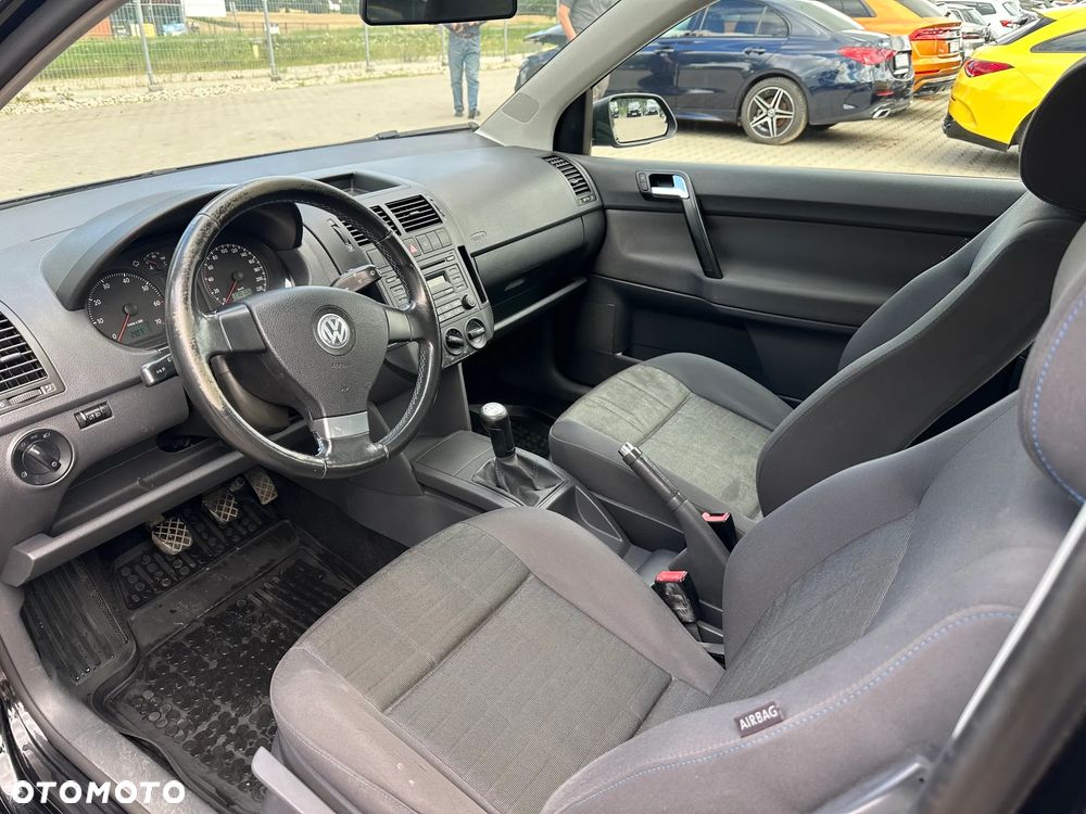 Volkswagen Polo - 8