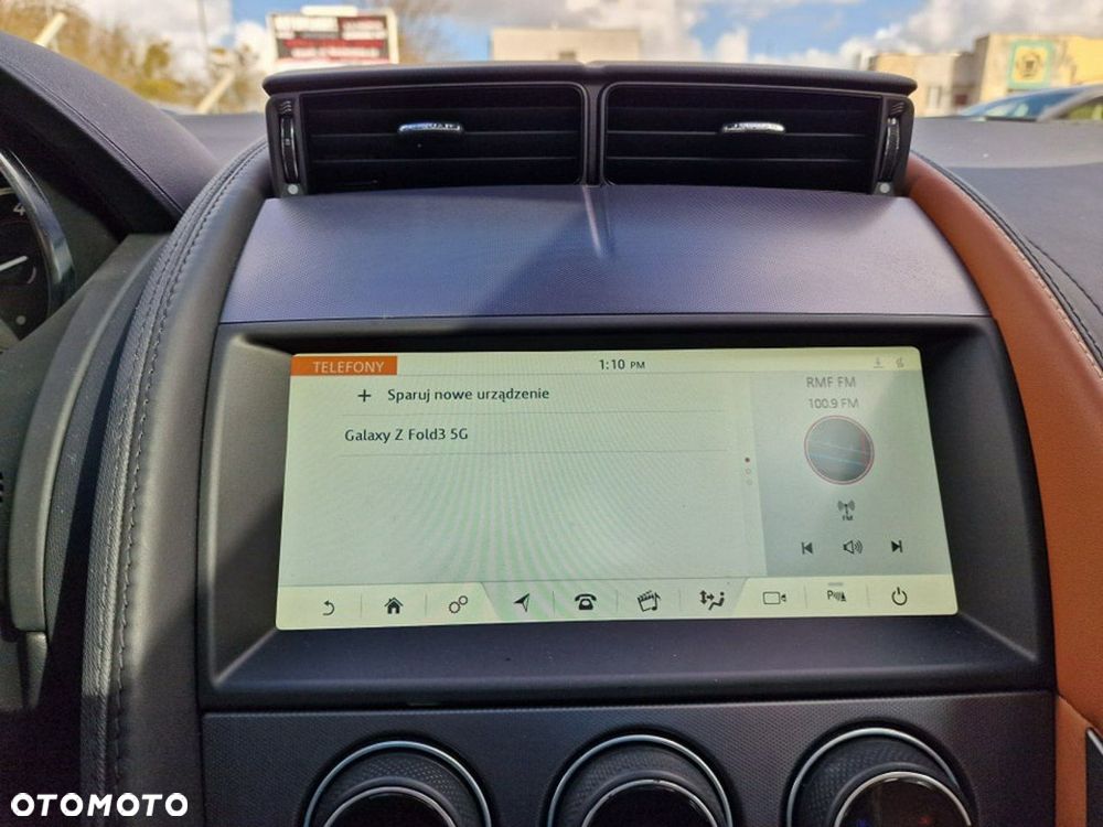 Jaguar F-Type 2.0 Turbo Chequered Flag - 24