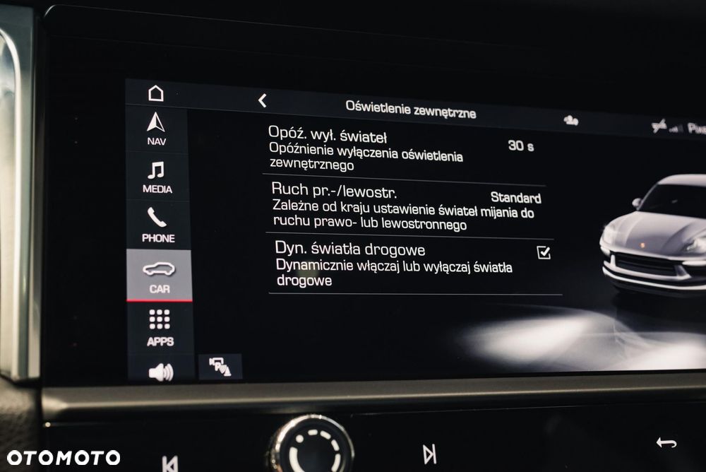 Porsche Macan Standard - 21