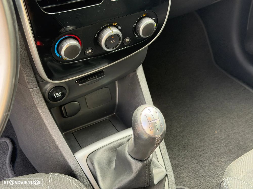 Renault Clio 0.9 TCe Limited - 15