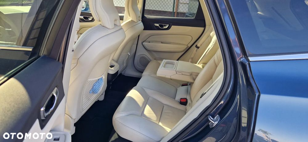 Volvo XC 60 D4 Inscription - 27