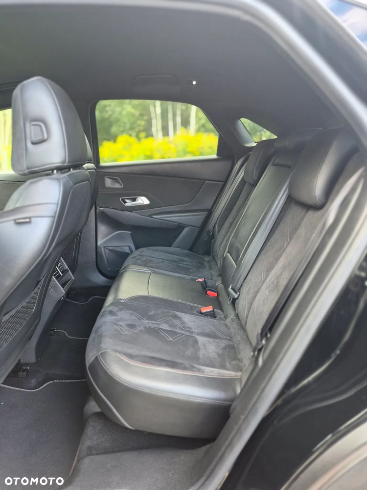 DS Automobiles DS 7 Crossback 1.5 BlueHDi Bastille + - 37