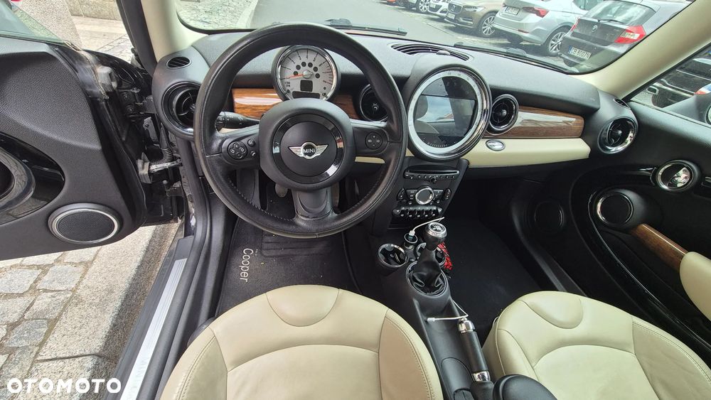 MINI Cooper Standard - 7