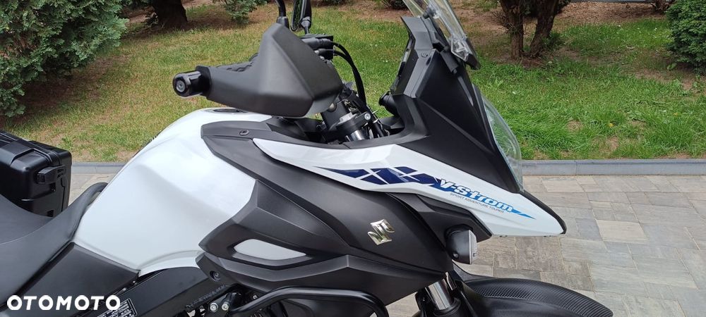 Suzuki V-STROM - 31