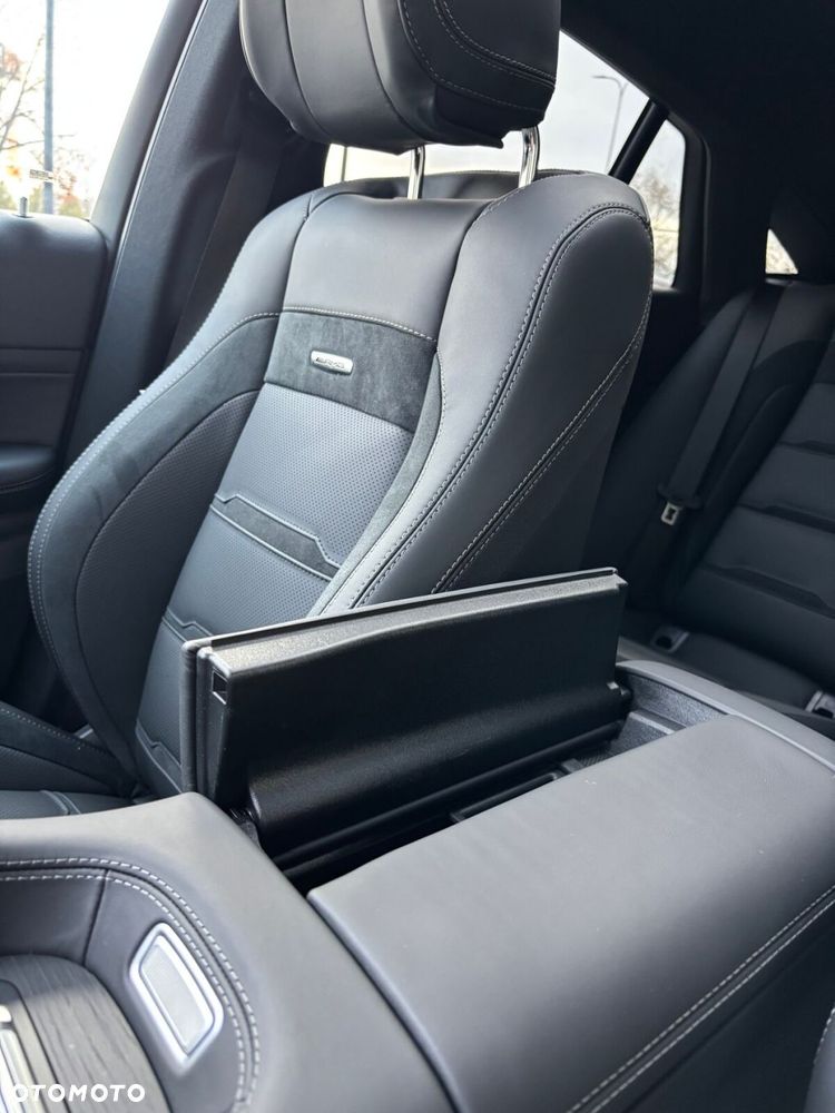 Mercedes-Benz GLE - 36