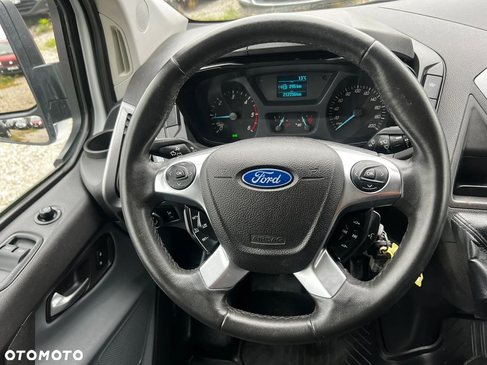 Ford Transit Custom - 21