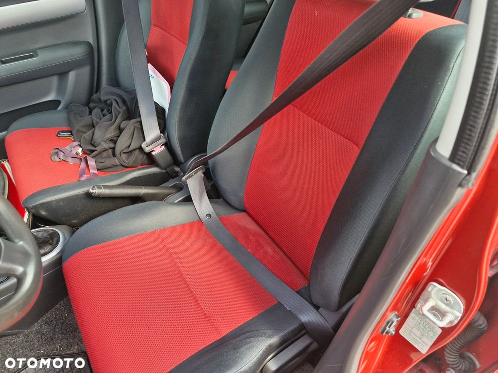 Suzuki Swift - 10