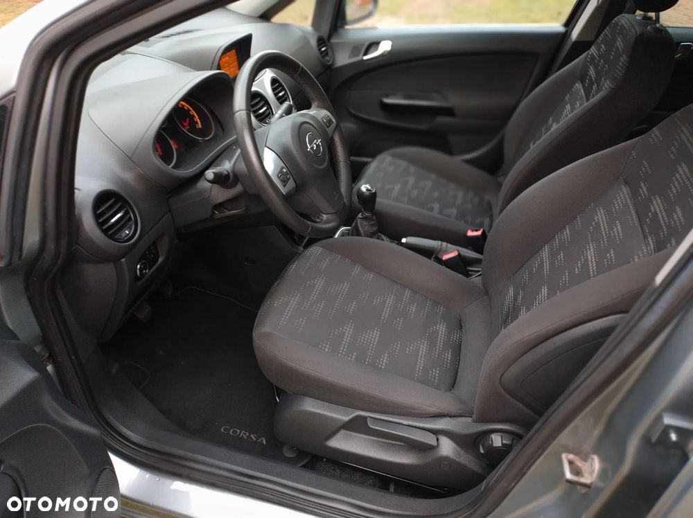 Opel Corsa 1.2 16V Edition 150 - 15