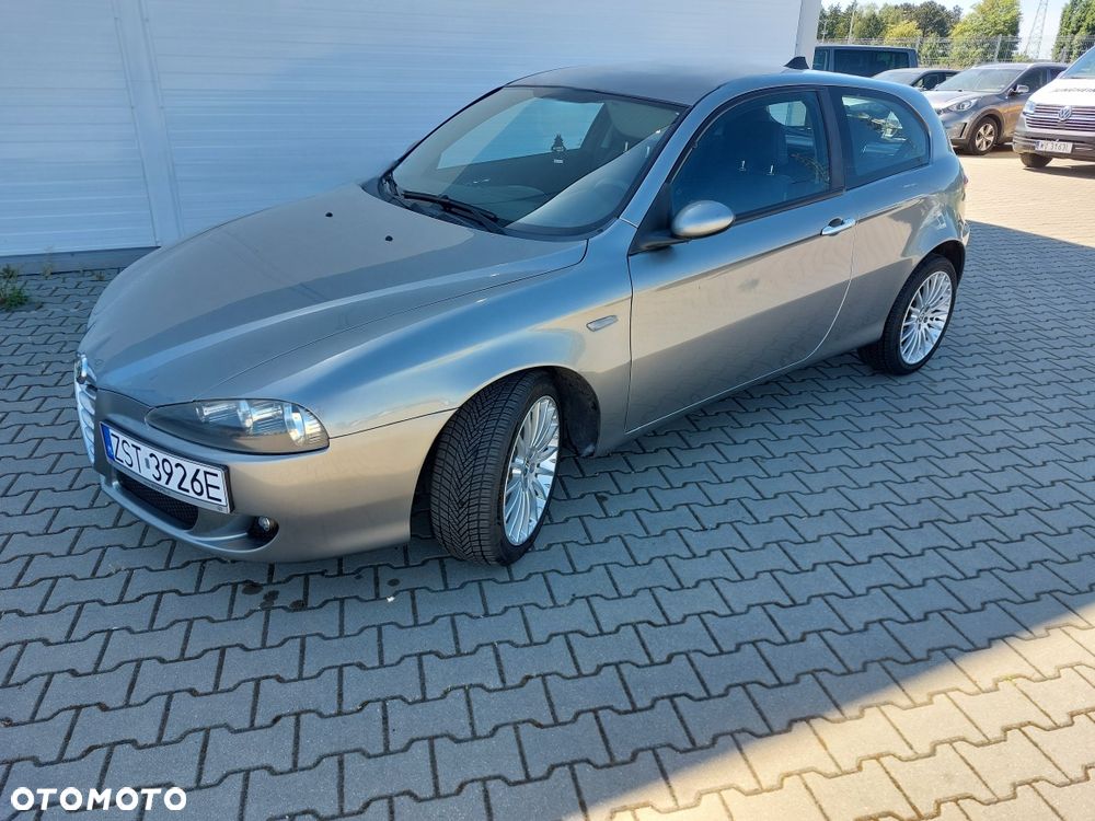 Alfa Romeo 147 - 1