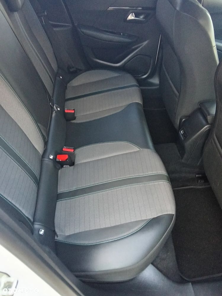 Peugeot 208 PureTech 100 Allure Pack - 16