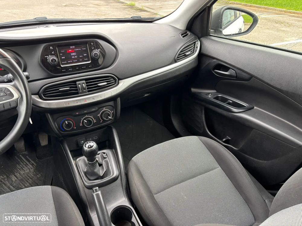 Fiat Tipo 1.3 M-Jet Pop - 31