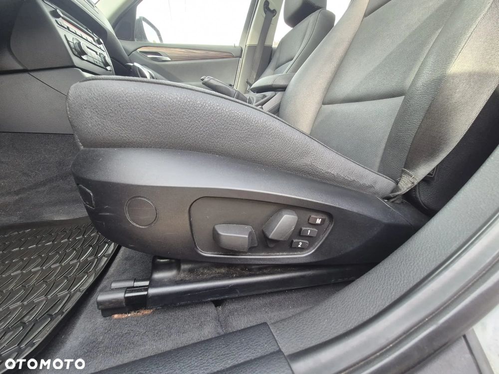 BMW X1 - 16