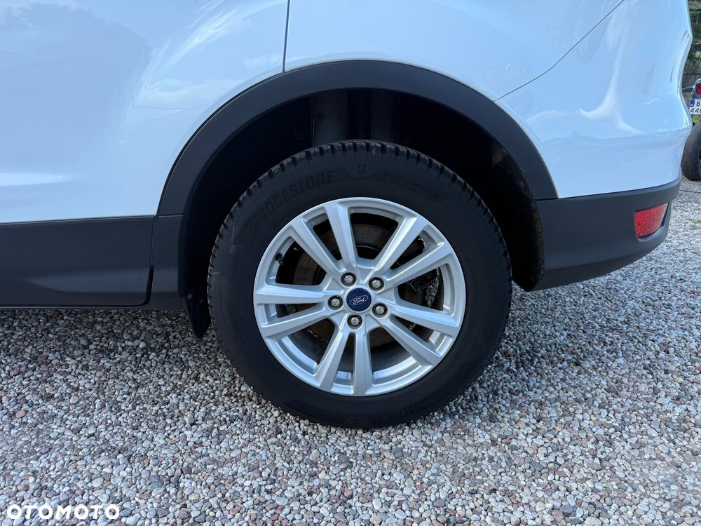 Ford Kuga - 13