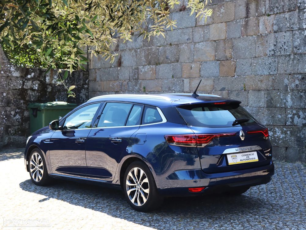 Renault Mégane Sport Tourer 1.6 E-Tech Plug-In Hybrid Equilibre - 2