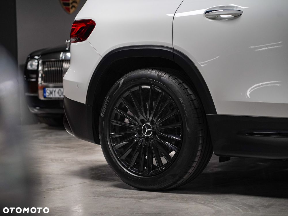 Mercedes-Benz GLB - 5