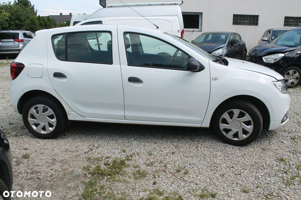 Dacia Sandero - 4