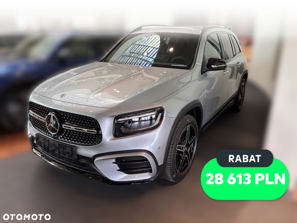 Mercedes-Benz GLB - 1