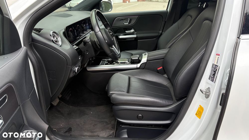 Mercedes-Benz GLA 250 4Matic 8G-DCT AMG Line - 25