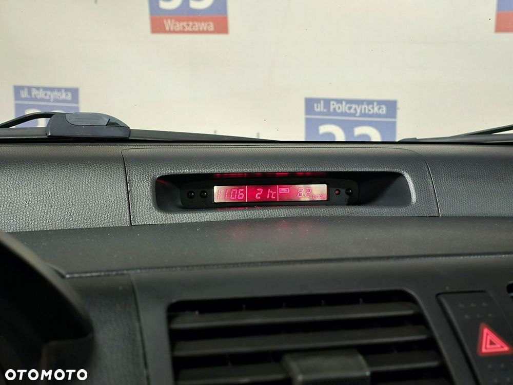 Suzuki Swift - 25