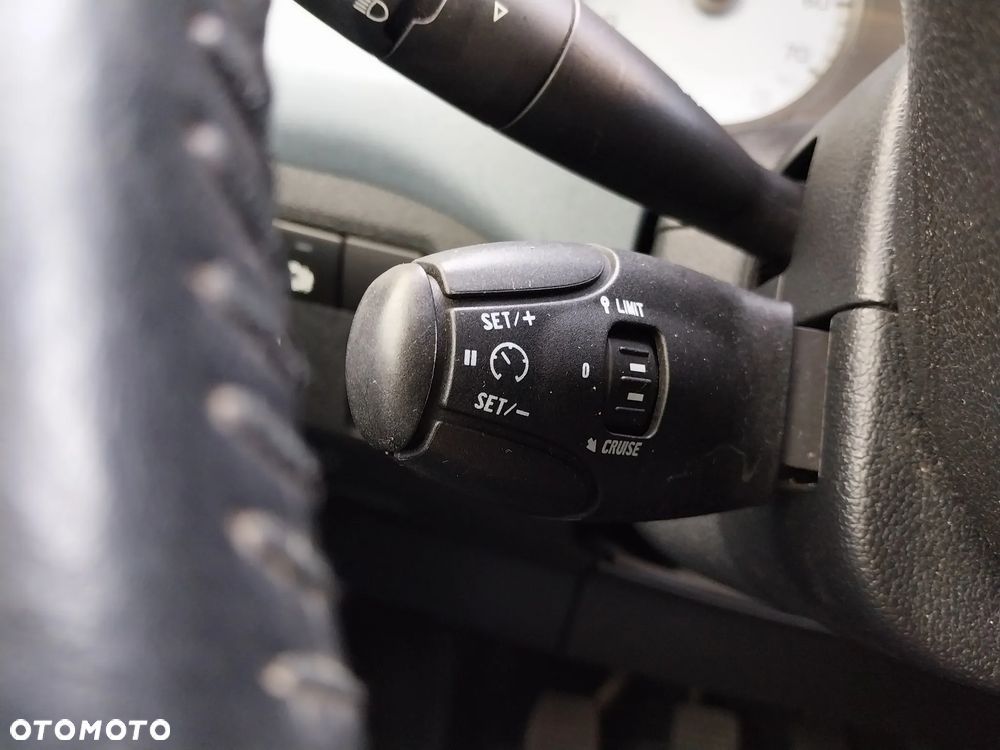 Citroën Berlingo Multispace e-HDi 90 FAP Selection - 27